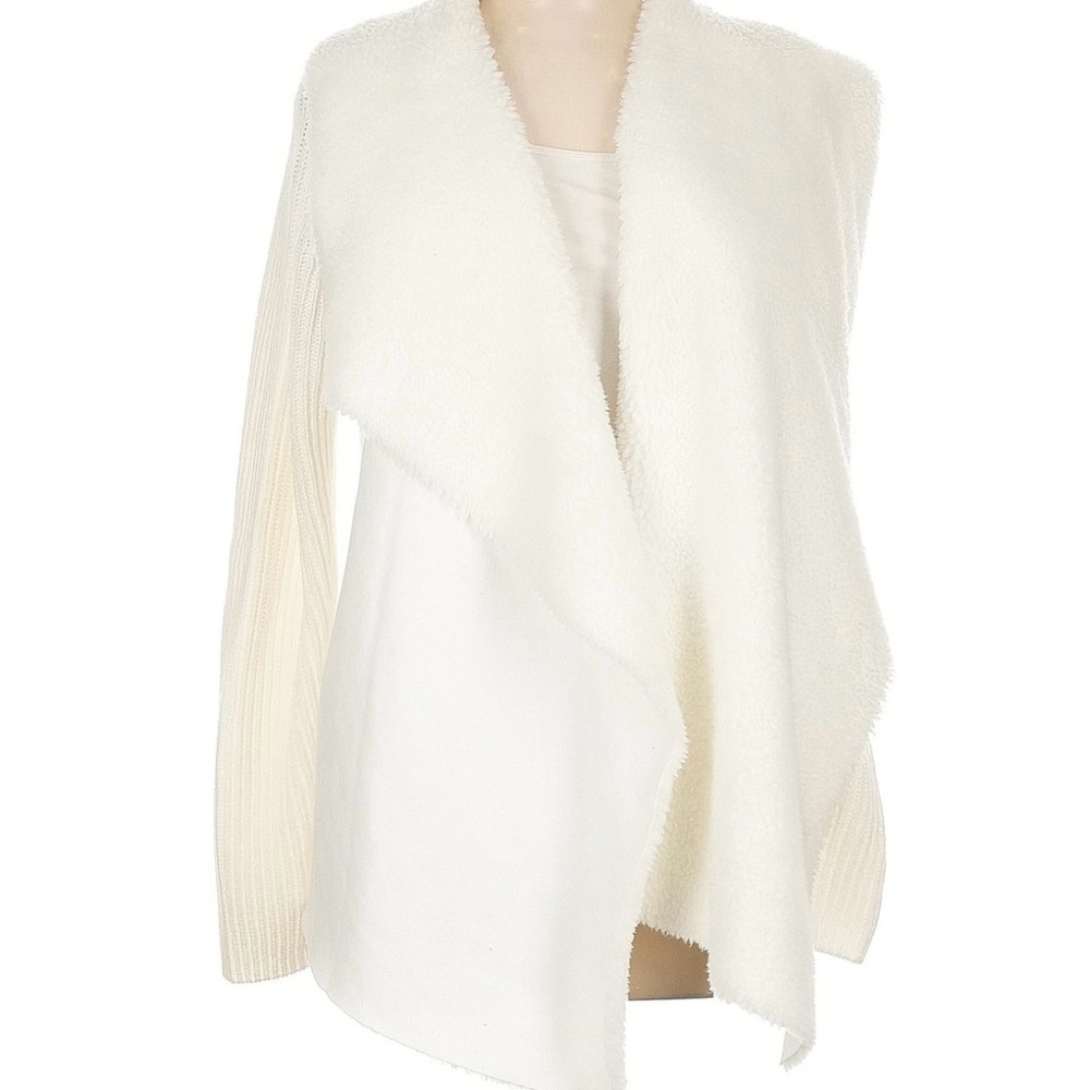 Chic Cream Women's Cardigan